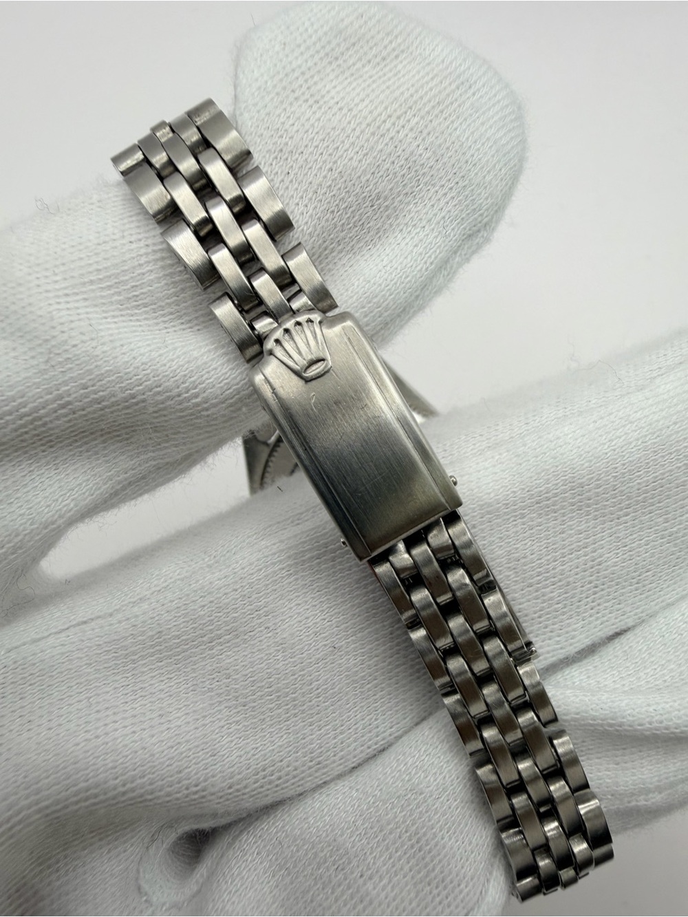 Rolex Two-Tone Gold and Silver Watch with Blue Dial and Green Gem Markers - Picture 3 of 4